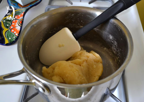 طرز تهیه شیرینی بامیه بدون تخم مرغ